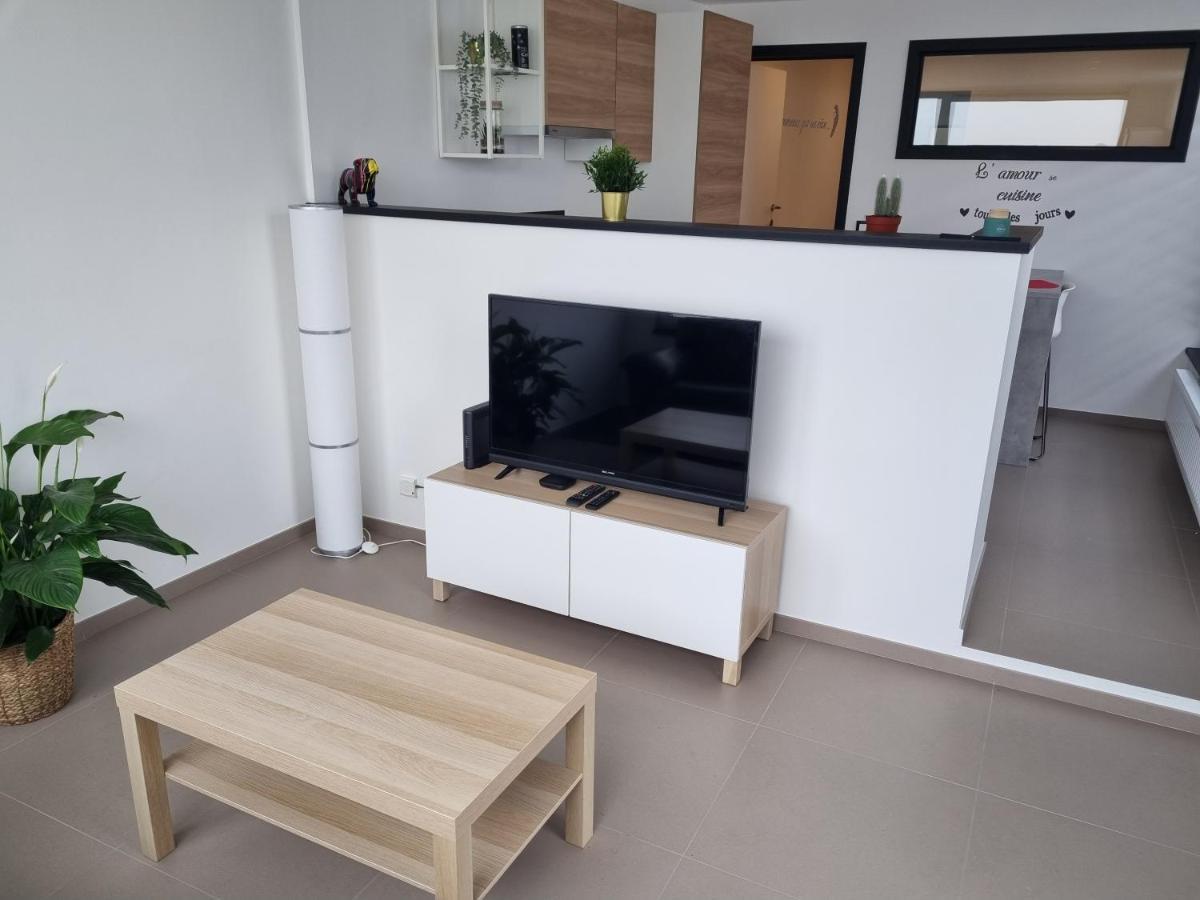 Maisonnette Entierement Renovee 지베 외부 사진