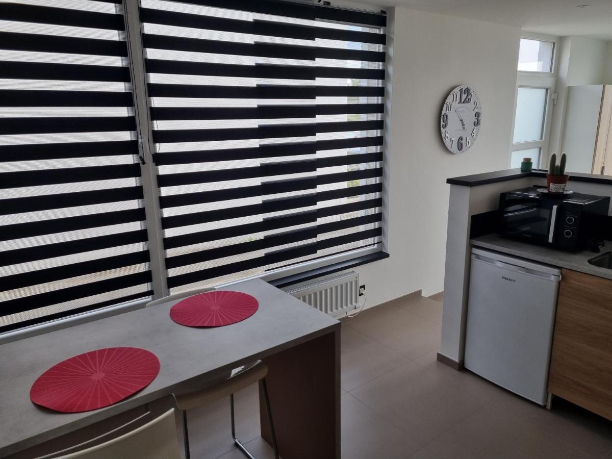 Maisonnette Entierement Renovee 지베 외부 사진